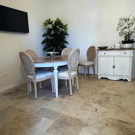 Casa Babila بيت للعطل